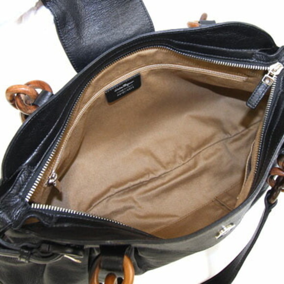 Salvatore Ferragamo Ferragamo Tote Bag Gancini 21 6371 Black Leather Ladies W... - Picture 3 of 9